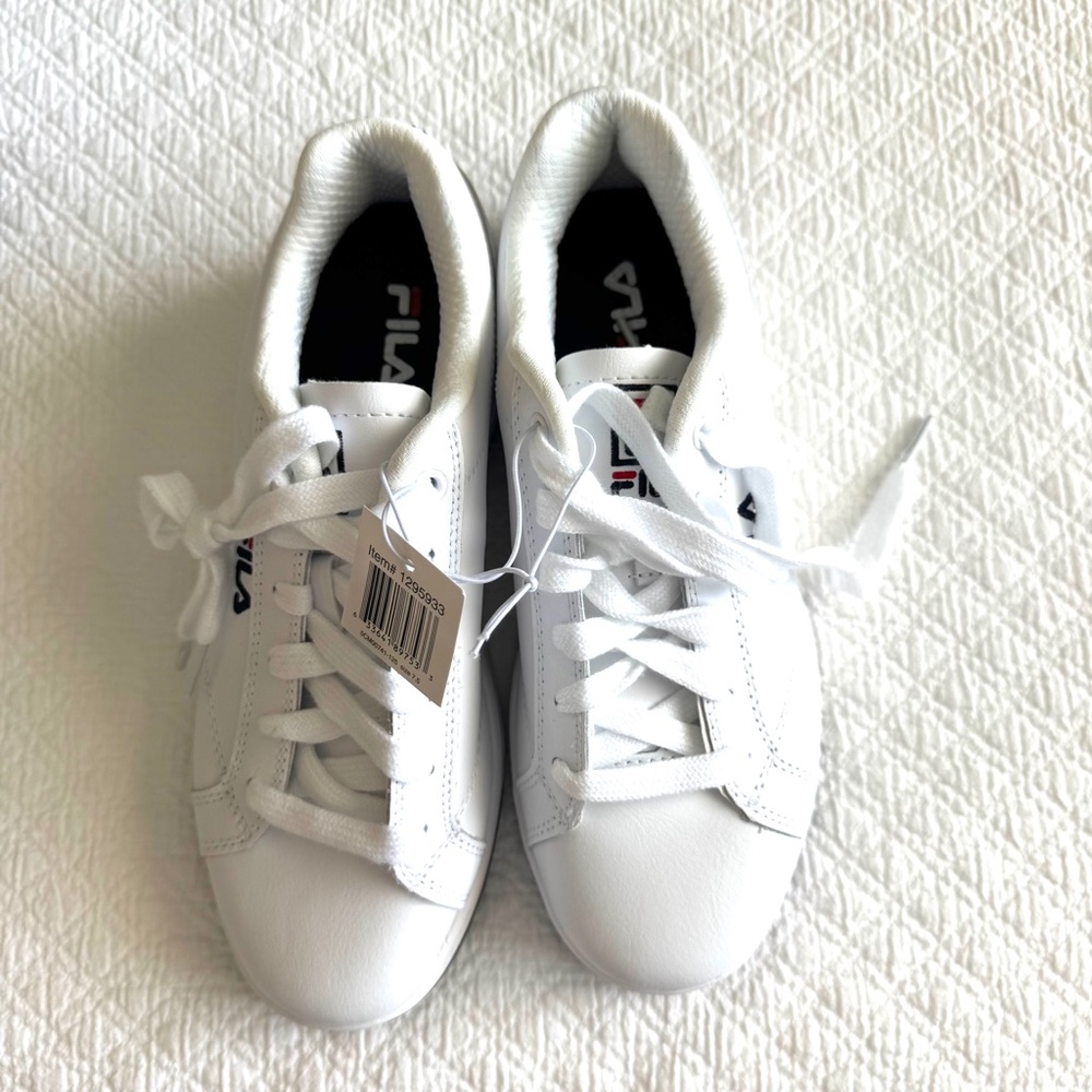 Women's Fila Classics Reunion tennis shoe